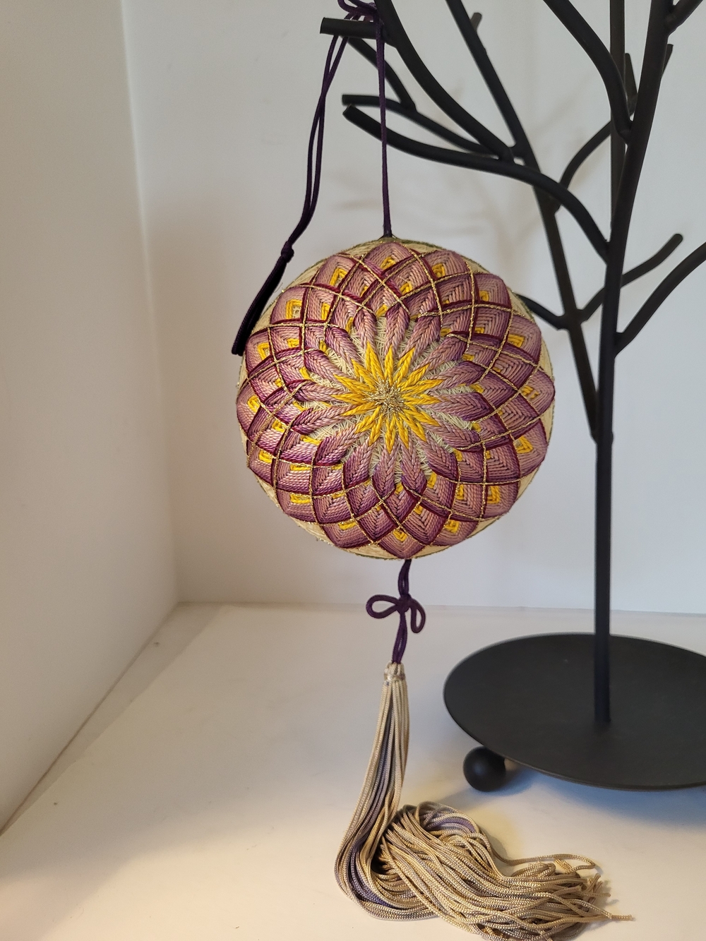 Japanese Folk Art Temari Ball Chrysanthemum Kiku Heidi Ulery 4"